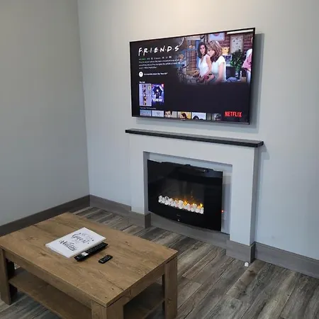 Horseleap Apartment *